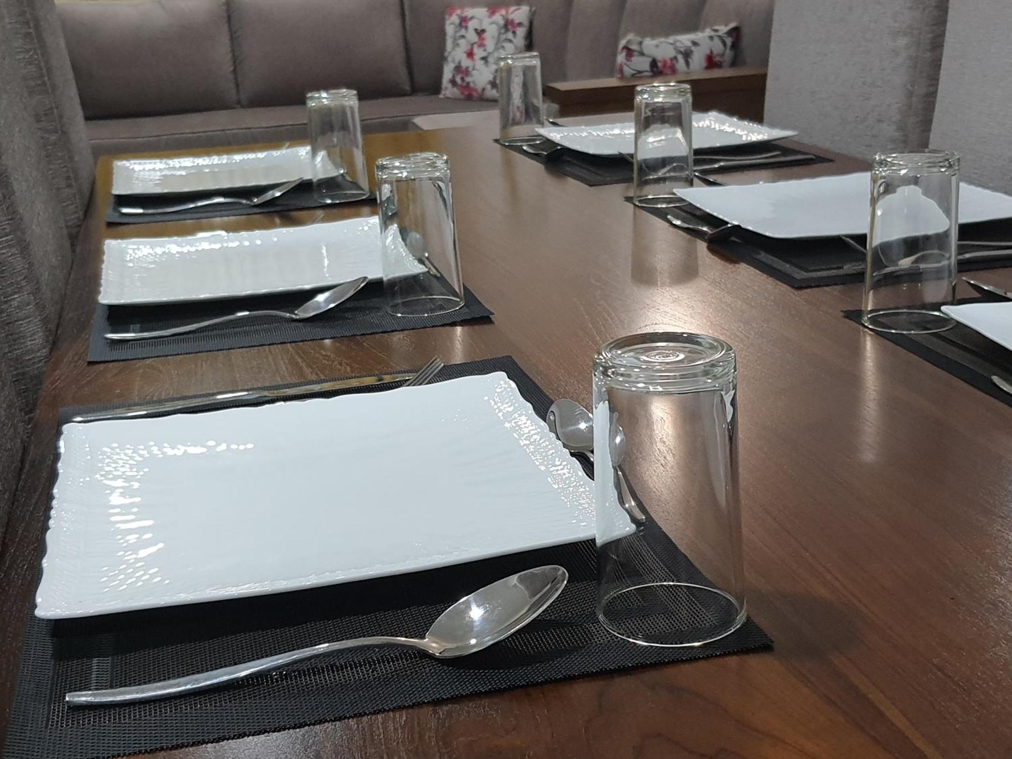 Green Mount View Two Bed Room Apartment نوفارا إيلِيا الغرفة الصورة